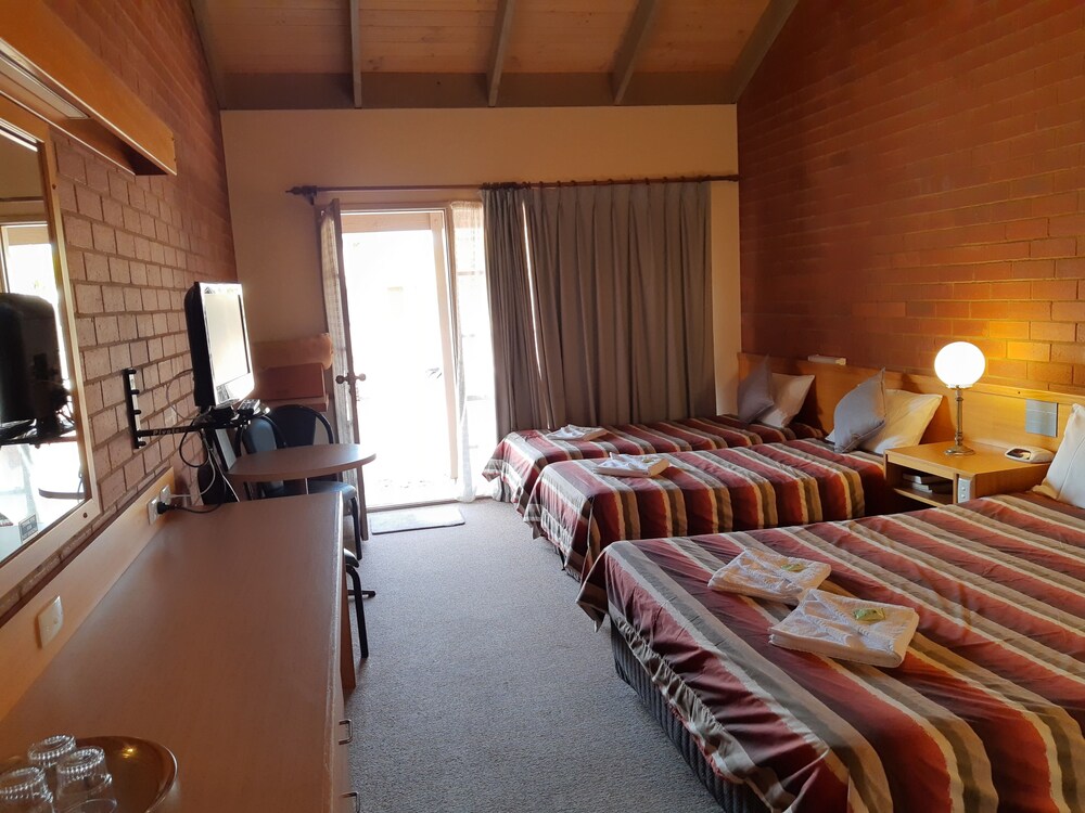 All Rivers Motor Inn