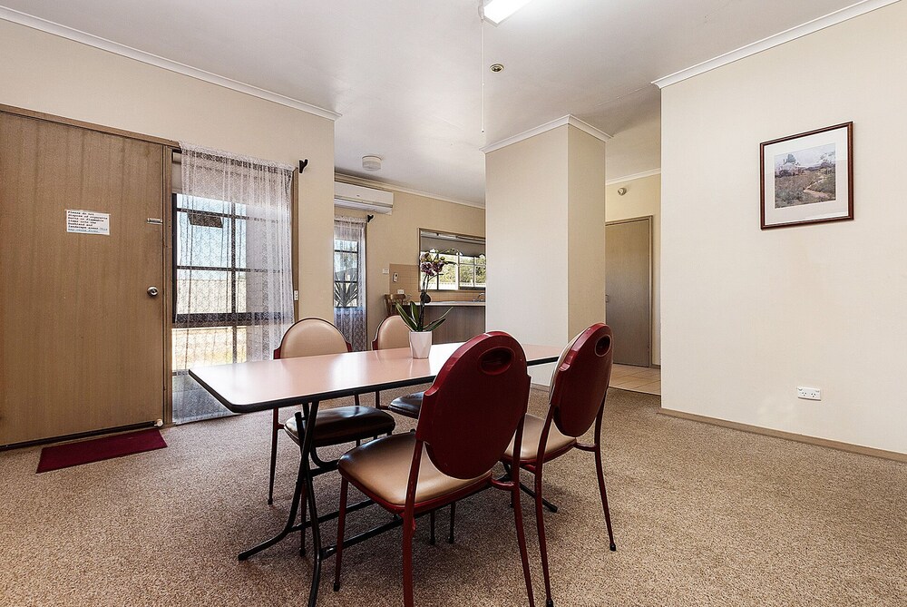 All Rivers Motor Inn