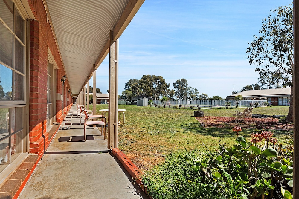 All Rivers Motor Inn