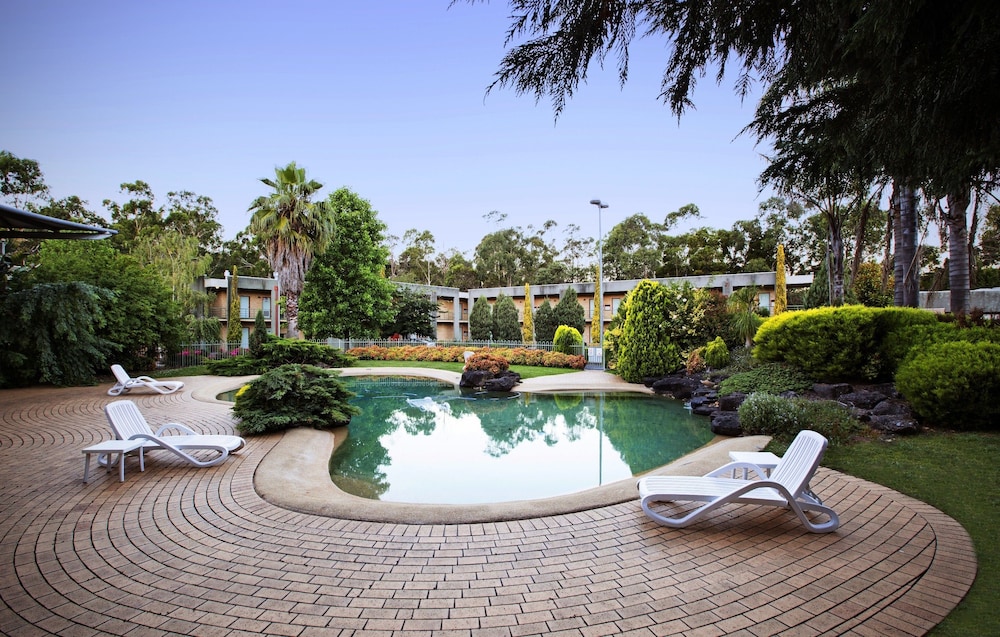 Outdoor pool, Nightcap at York on Lilydale