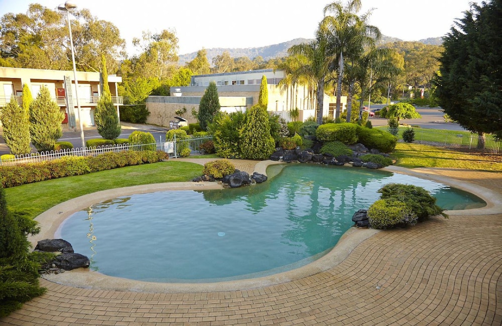 Outdoor pool, Nightcap at York on Lilydale