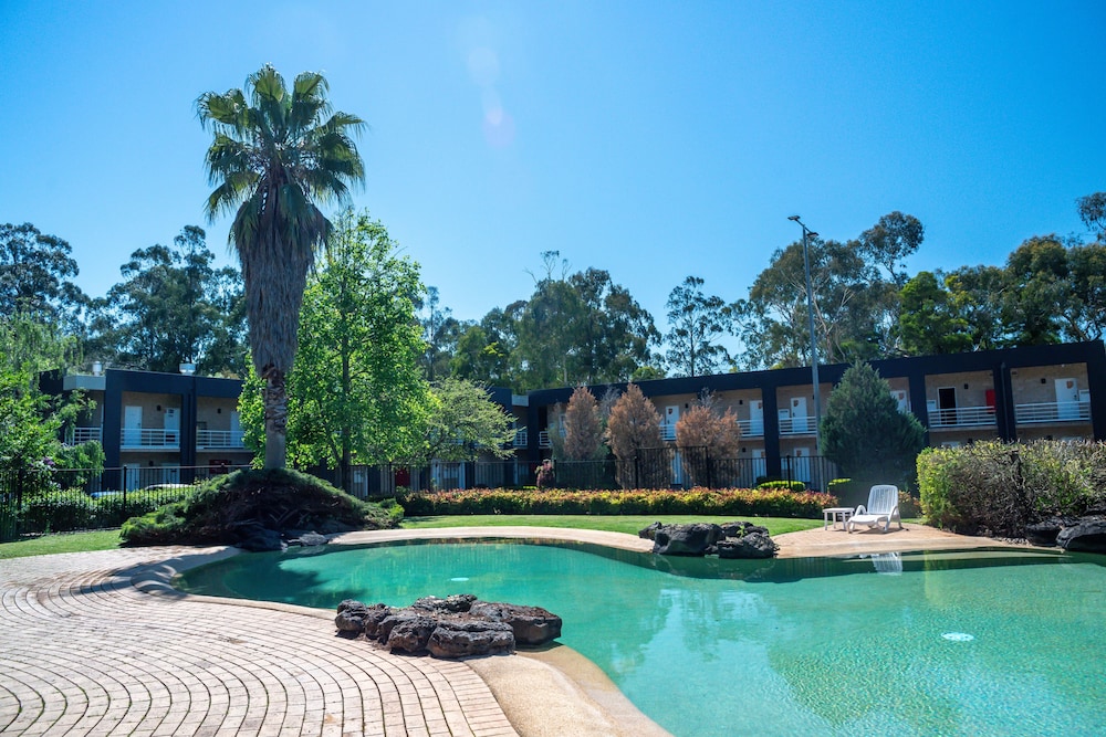 Outdoor pool, Nightcap at York on Lilydale