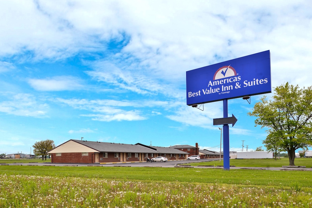 Americas Best Value Inn & Suites Millbury Toledo E in Toledo, United States
