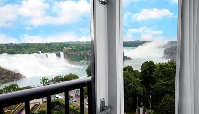 シェラトンフォールズビュー ナイアガラ フォールズ 口コミ 宿泊料金 予約 エクスペディア シェラトンフォールズビュー ナイアガラ フォールズ 口コミ 宿泊料金 予約 エクスペディア
