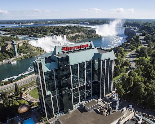 Sheraton On The Falls Hotel