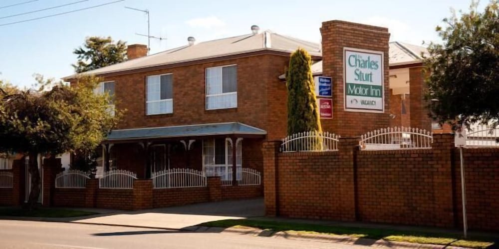 The Charles Sturt Motor Inn