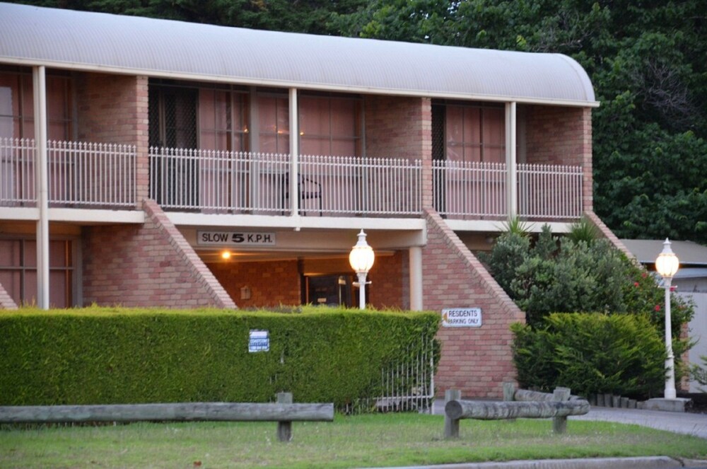 Exterior, Bayview Motel Rosebud