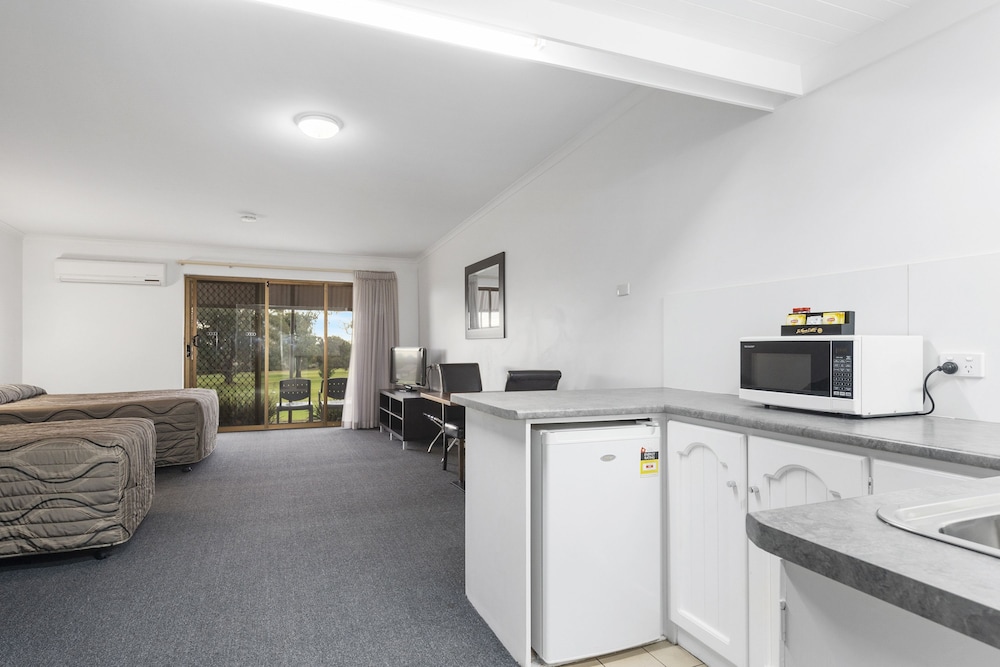 Comfort Inn & Suites Riverland