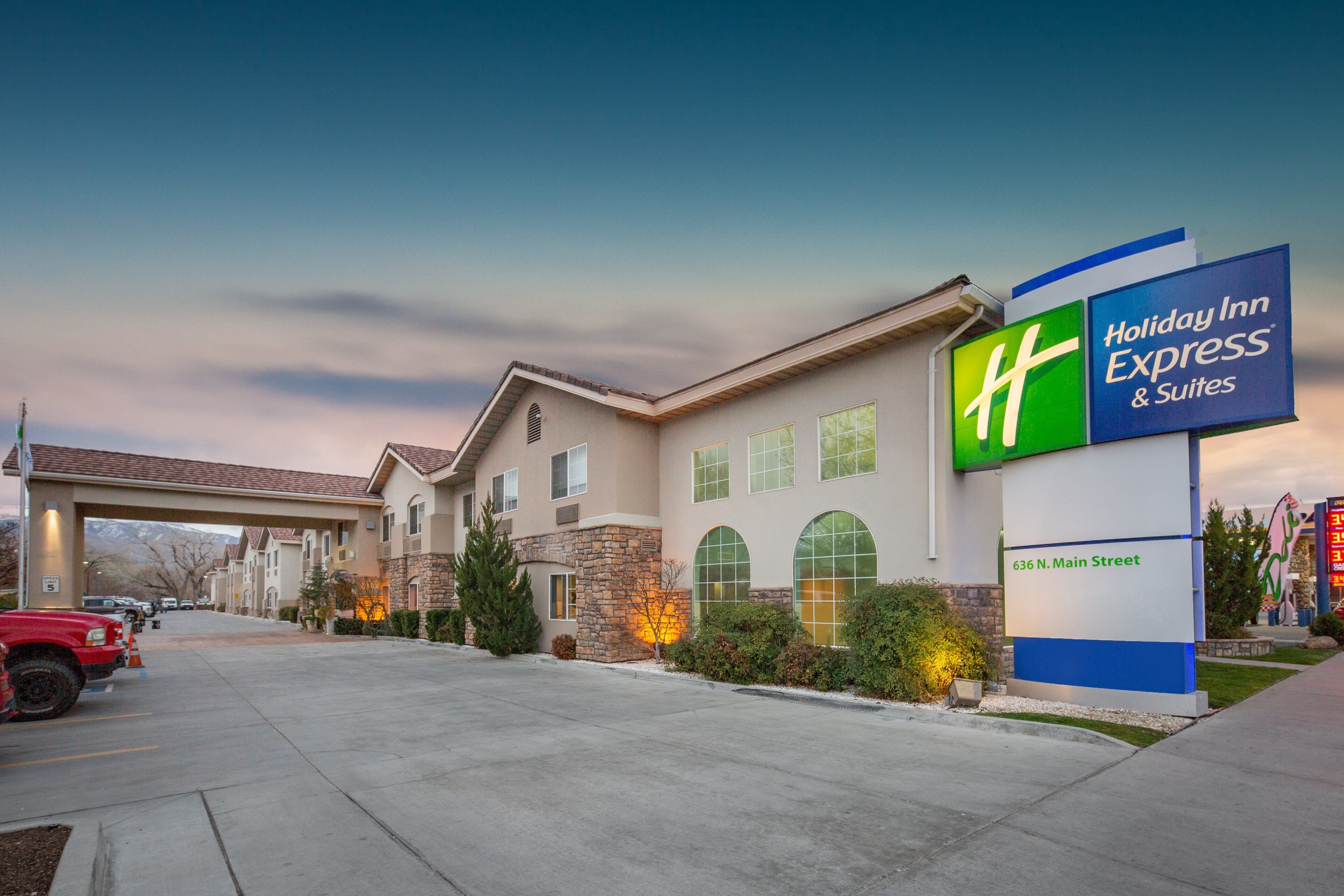 Holiday Inn Express Hotel & Suites Bishop in Bishop, United States
