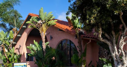 Bay Inn and Suites at Seaworld