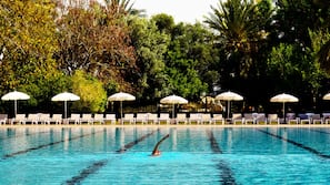 Indoor pool, 2 outdoor pools, pool umbrellas
