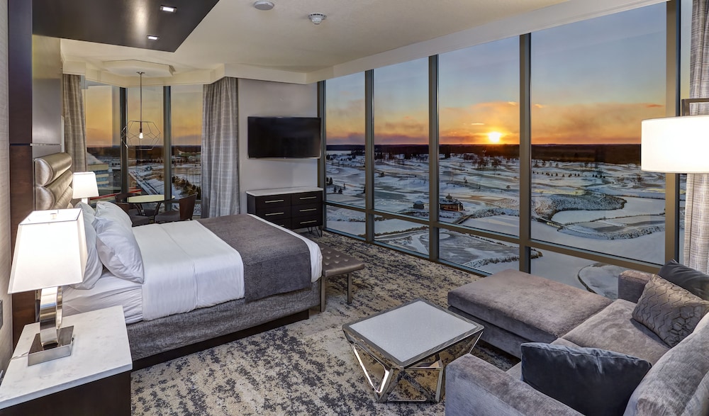 Mystic Lake Casino Hotel in Minneapolis St. Paul, MN Expedia