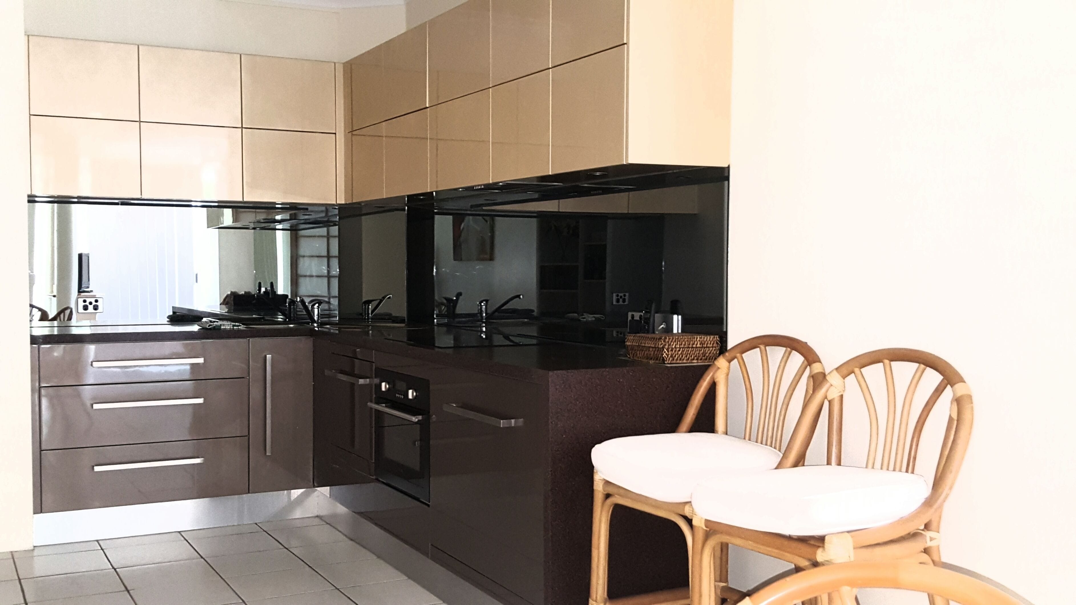 Golden Sands Beachfront Apartment Resort