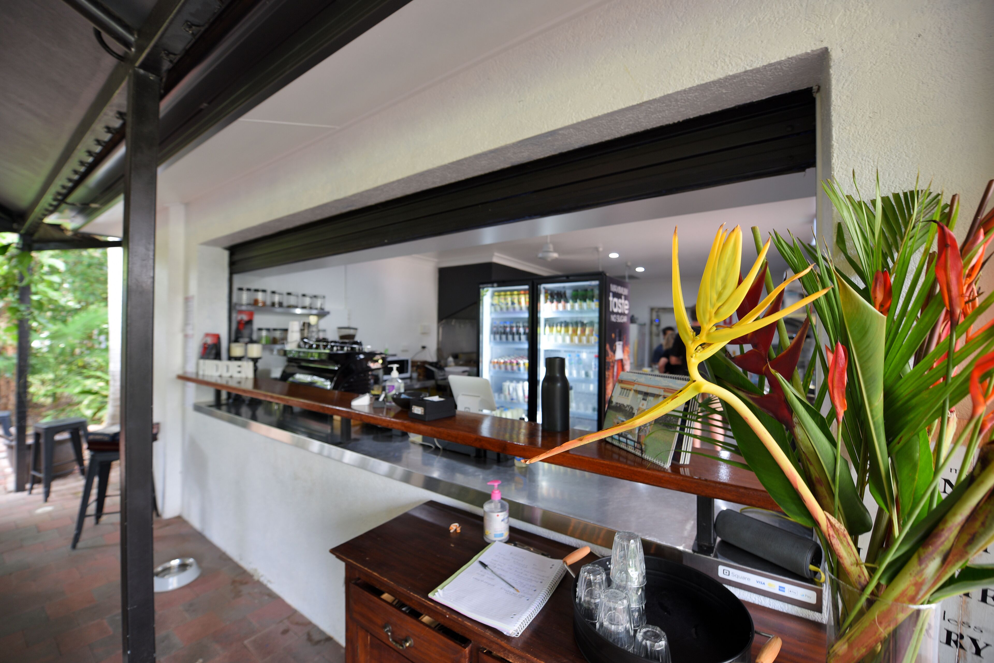 Golden Sands Beachfront Apartment Resort