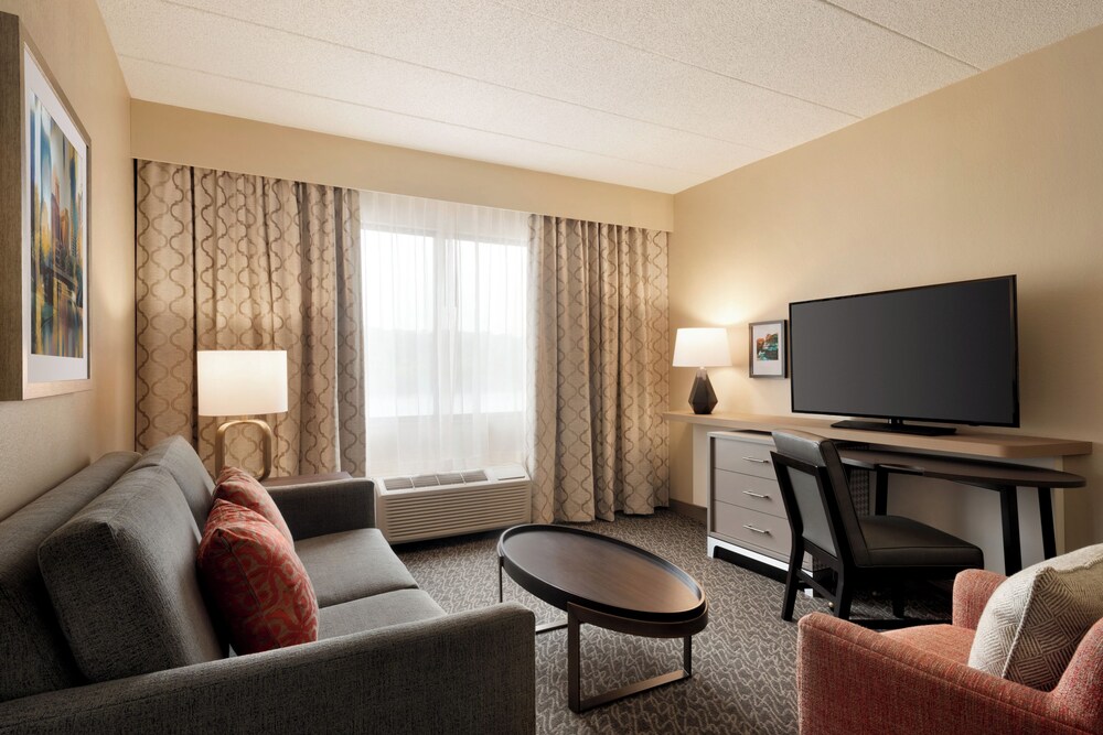 Holiday Inn Hotel & Suites Council Bluffs I-29, an IHG Hotel