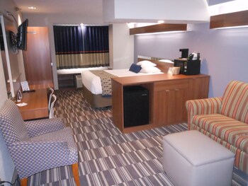 Microtel Inn & Suites by Wyndham Sioux Falls