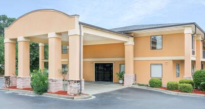 Days Inn by Wyndham North Columbia Ft. Jackson