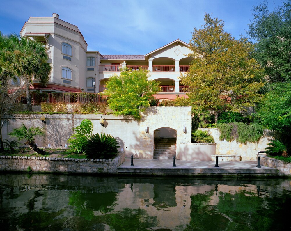 Book Hotel Indigo San Antonio Riverwalk San Antonio Hotel Deals Book Hotel Indigo San Antonio Riverwalk San Antonio Hotel Deals