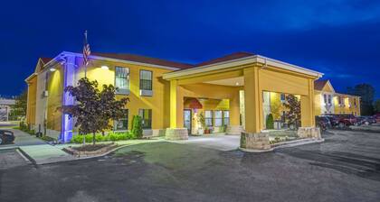 Days Inn by Wyndham Great Lakes - N. Chicago