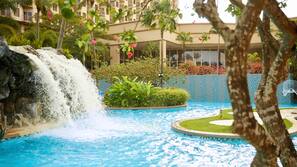 Outdoor pool, open 7 AM to 8 PM, sun loungers
