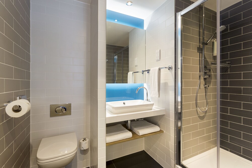 Holiday Inn Express London - Southwark, an IHG Hotel