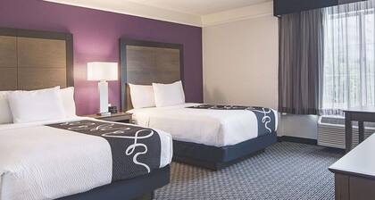 La Quinta Inn & Suites by Wyndham Atlanta Perimeter Medical