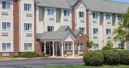 Microtel Inn & Suites by Wyndham Richmond Airport
