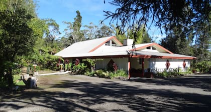 Lokahi Lodge