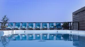 Seasonal outdoor pool, a heated pool