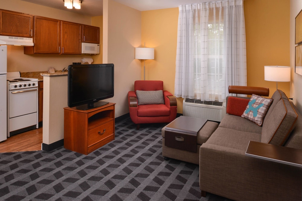 Towneplace Suites By Marriott St Charles