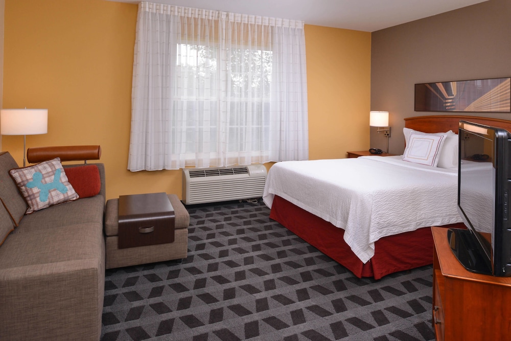 Towneplace Suites By Marriott St Charles