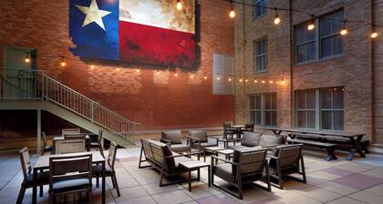Courtyard by Marriott Fort Worth Downtown/Blackstone