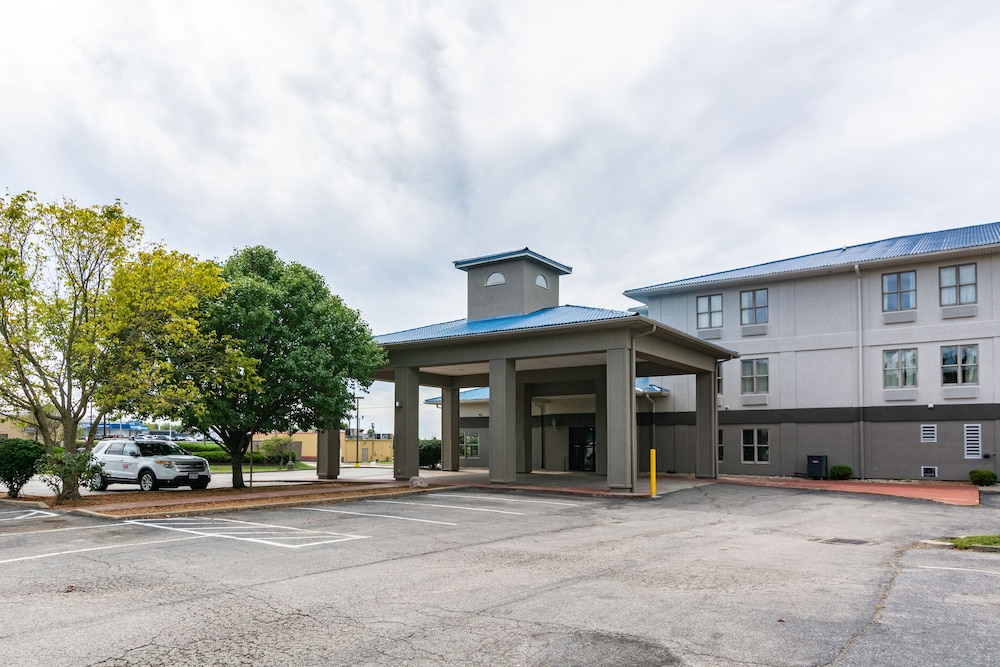 Motel 6 Walton, KY - Richwood - Cincinnati Airport South