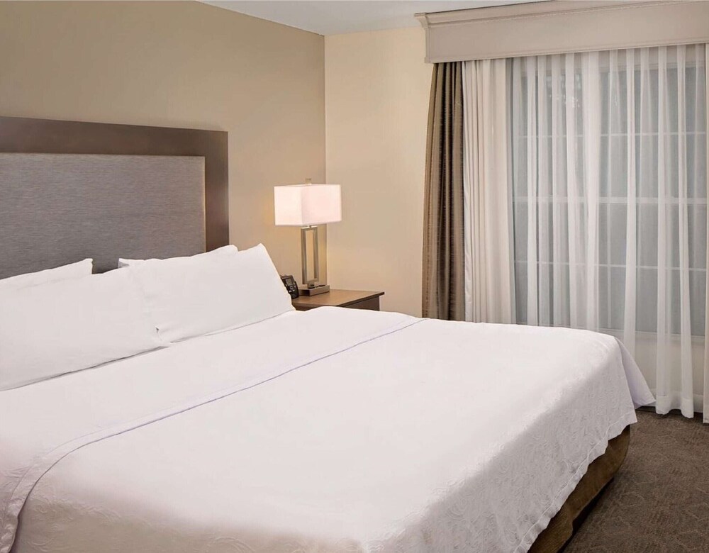 Homewood Suites by Hilton Hartford-Farmington