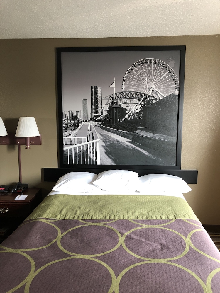 Room, Super 8 by Wyndham Aurora/Naperville Area