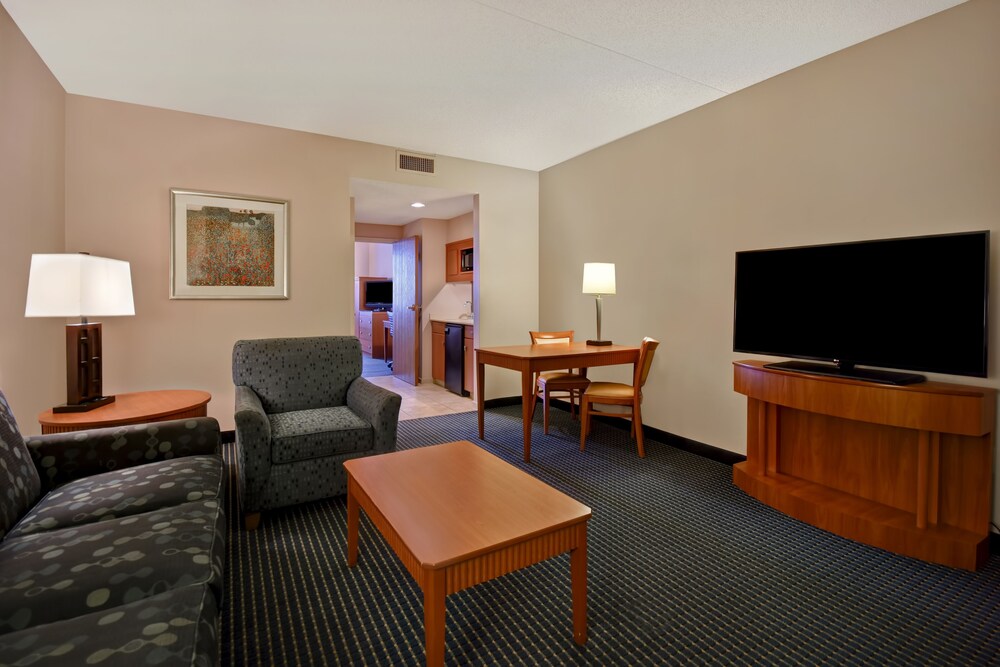 Embassy Suites by Hilton Lexington/UK Coldstream