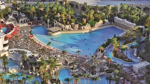 4 outdoor pools, open 9:00 AM to 6:00 PM, cabanas (surcharge)
