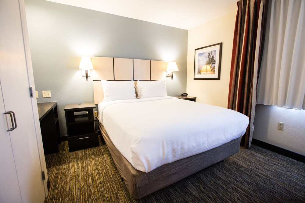 Sonesta Simply Suites Austin South