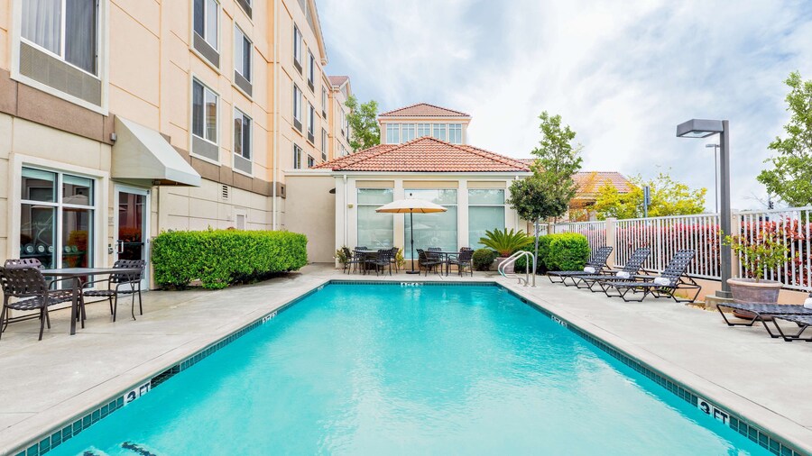 Hilton Garden Inn Folsom