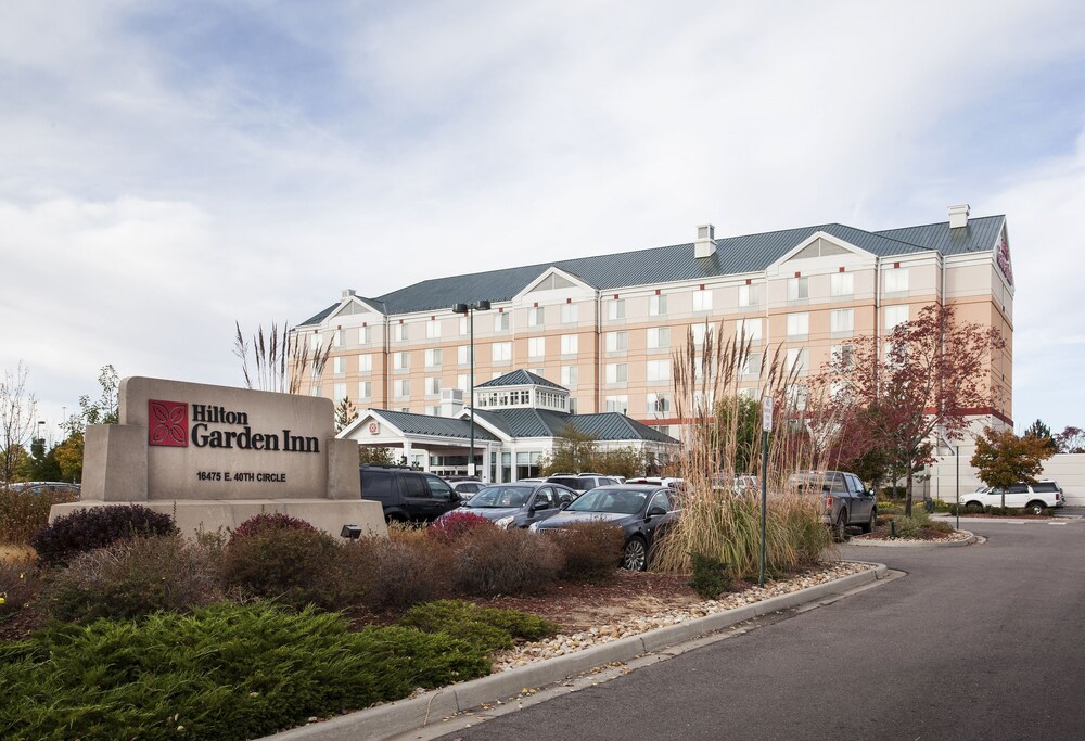 Front of property, Hilton Garden Inn Denver Airport