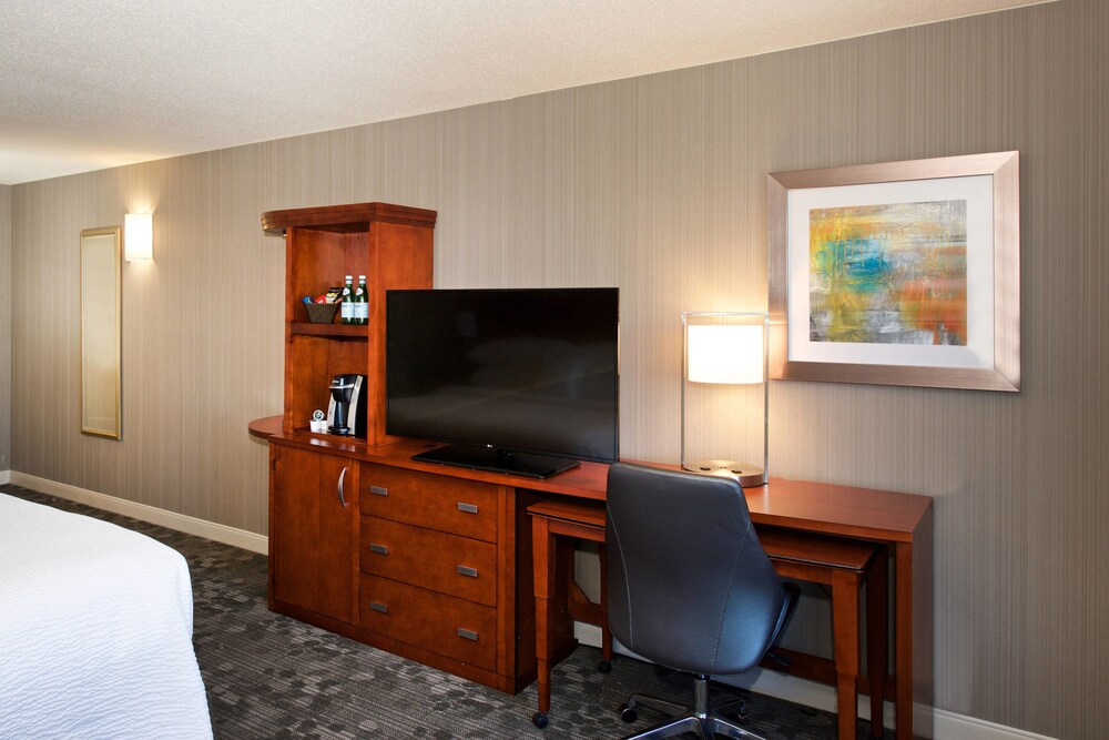 Courtyard by Marriott Boston Billerica/Bedford