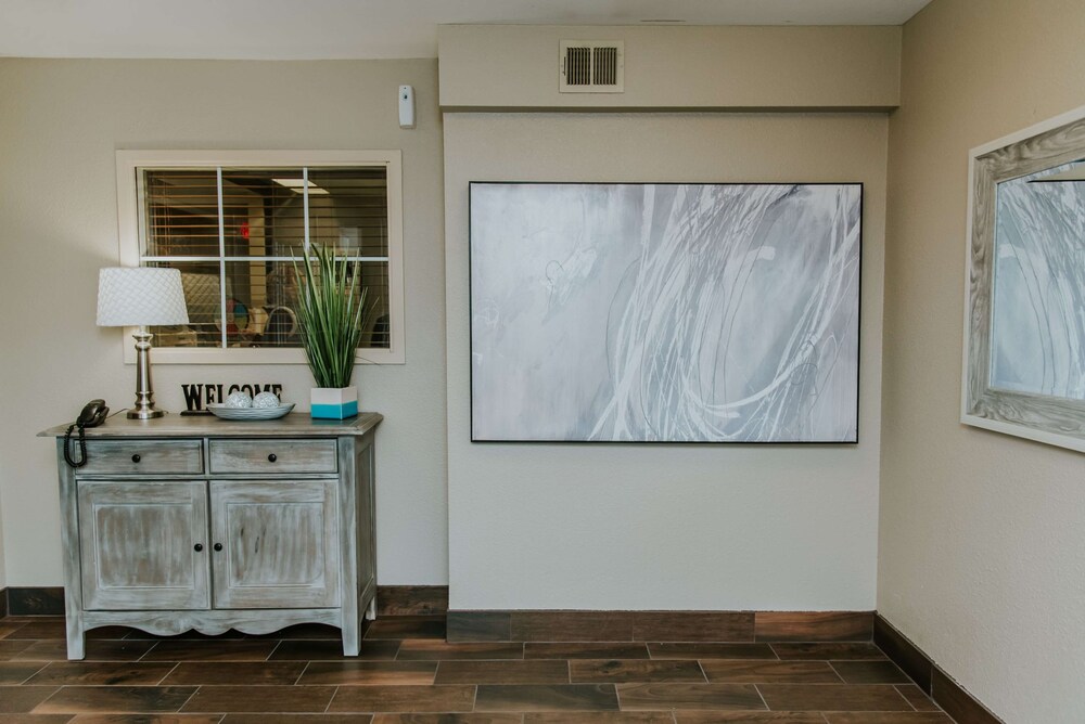 Sonesta Simply Suites Minneapolis Richfield