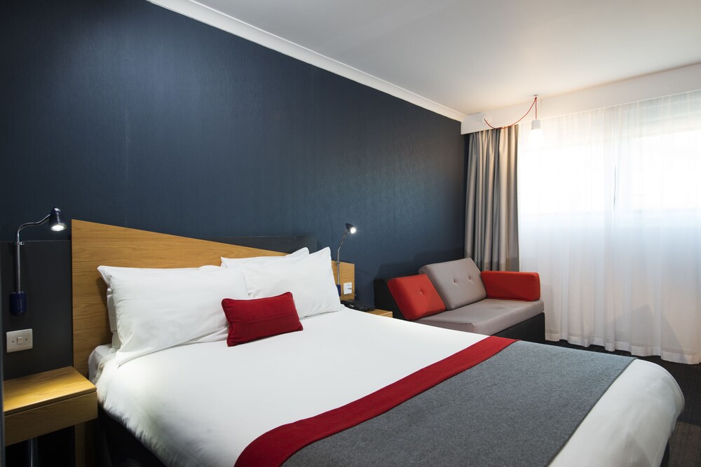 Holiday Inn Express Manchester - Salford Quays, an IHG Hotel