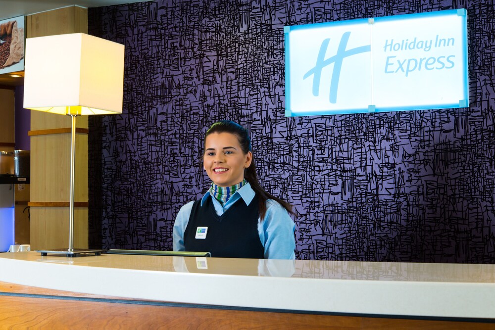 Holiday Inn Express Glasgow City Centre Riverside, an IHG Hotel