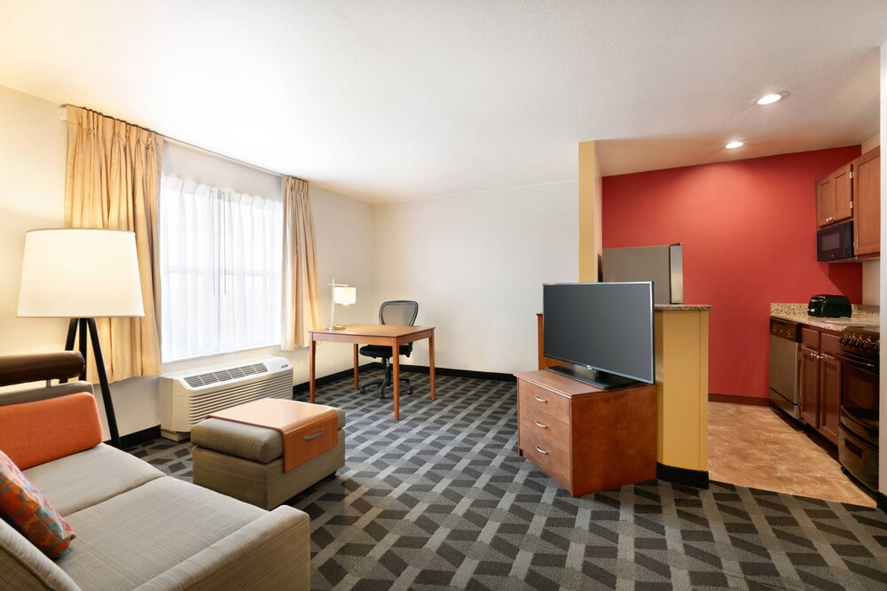 TownePlace Suites Gaithersburg by Marriott