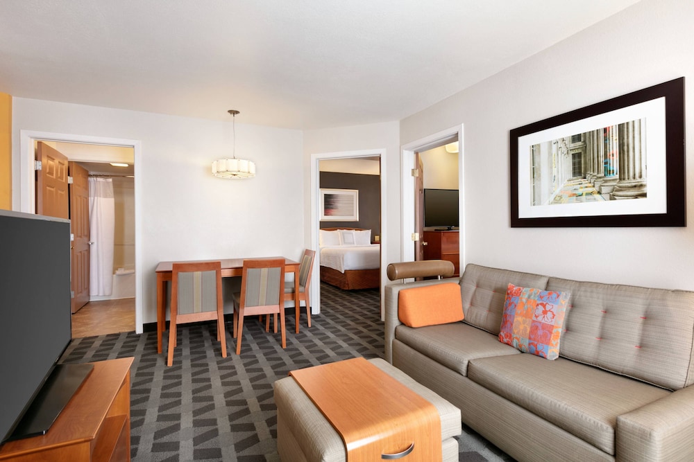 TownePlace Suites Gaithersburg by Marriott