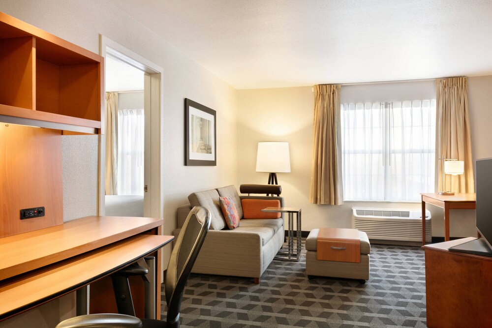 TownePlace Suites Gaithersburg by Marriott