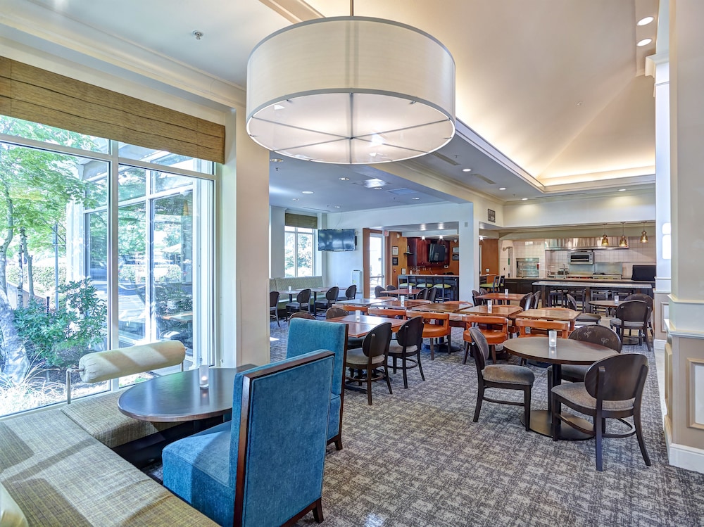 Breakfast area, Hilton Garden Inn Portland/Beaverton