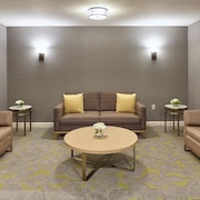 Beaverton Hotels With Jacuzzis Hot Tubs In Room Hotwire