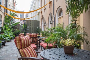 St James Hotel New Orleans Downtown French Quarter Area New Orleans 79 Room Prices Reviews Travelocity St James Hotel New Orleans Downtown French Quarter Area New Orleans 79 Room Prices Reviews Travelocity